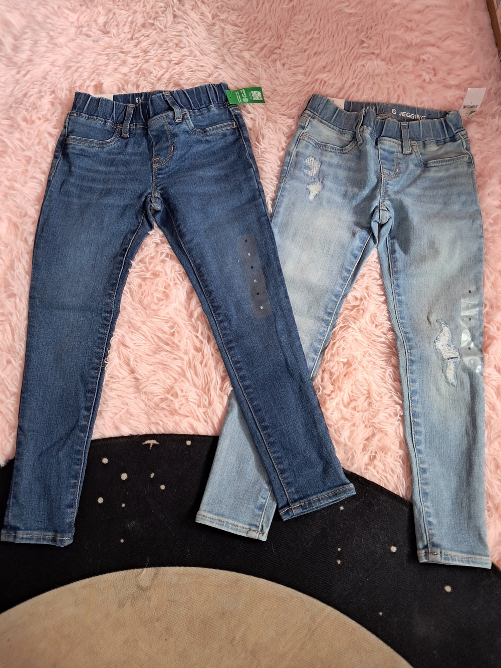 2 GAP Girls NWT Stretch Skinny Jeans - Dark Blue & Light Blue (Jeggings)